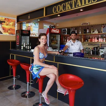 Хотел Yalta Complex